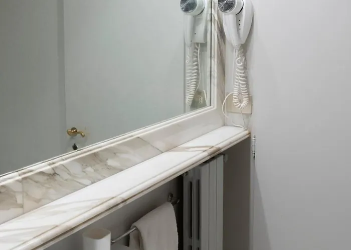 Caesarina Roma, Luxury Roma