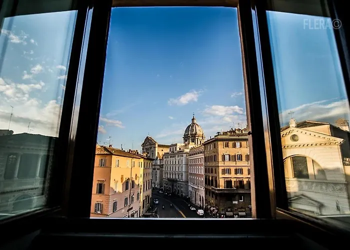 Caesarina Roma, Luxury Apartamento